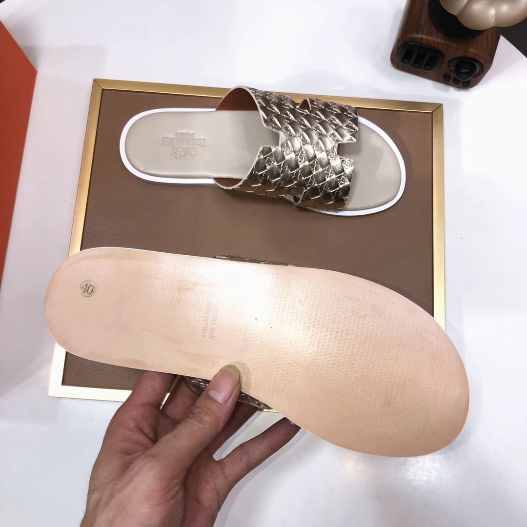 Hermes Slippers